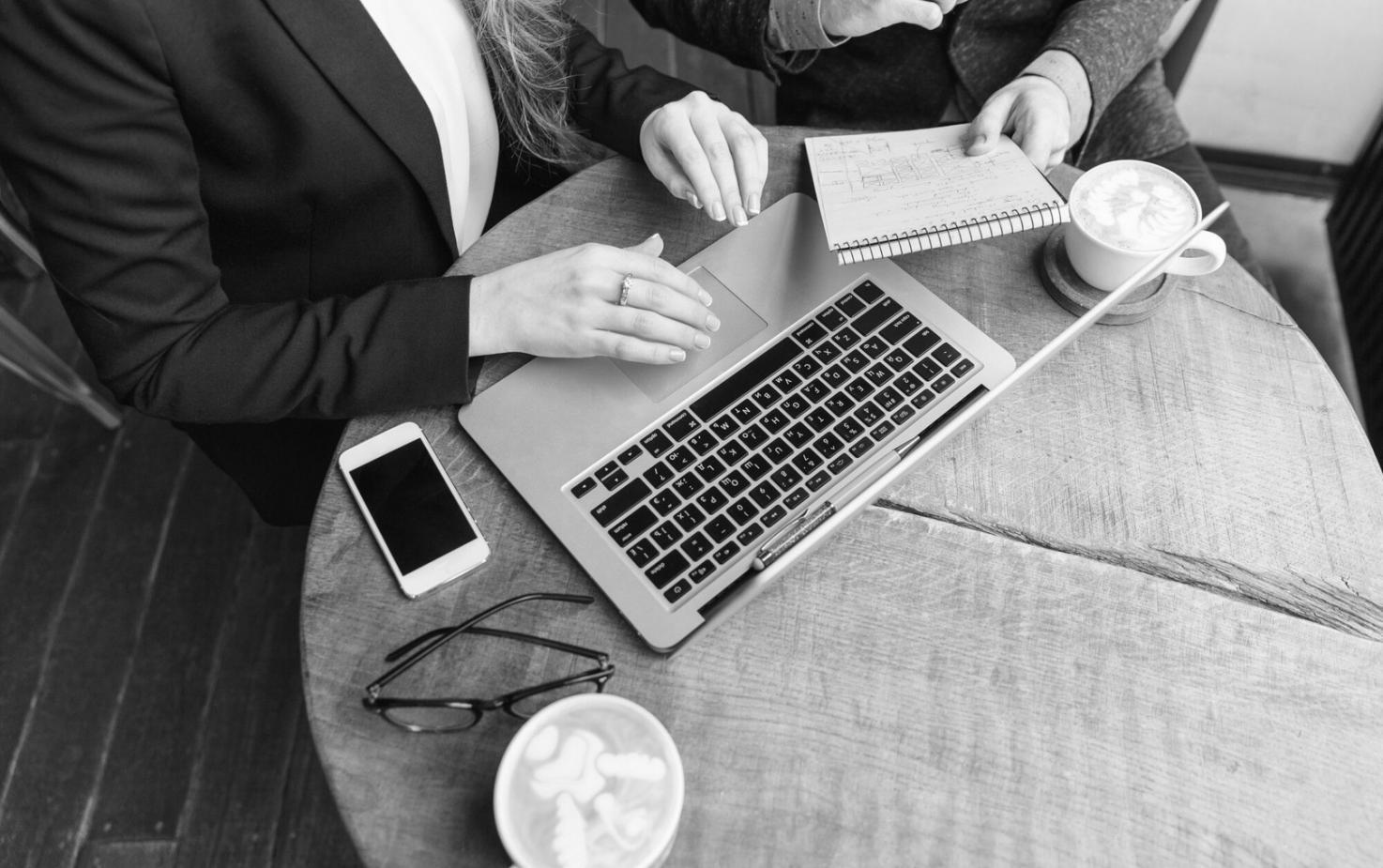 Interaktive Finanzmodellierung und Szenarioanalyse